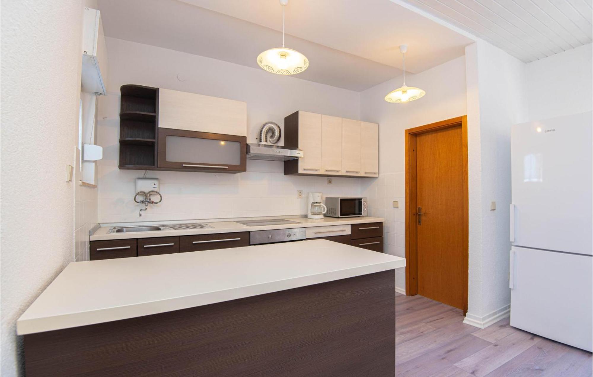 Cozy Home In Dolac With Kitchen 프리모스턴 외부 사진